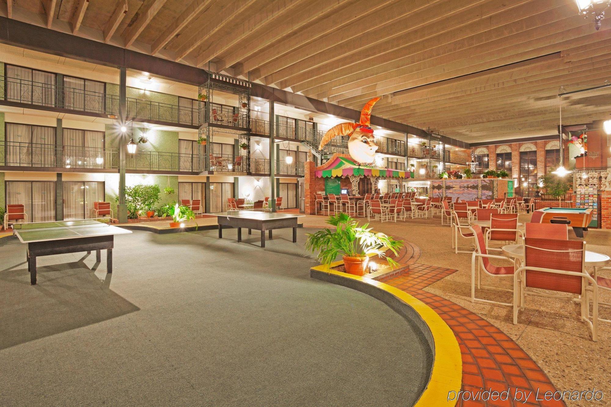 Holiday Inn Perrysburg French Quarter Restaurace fotografie